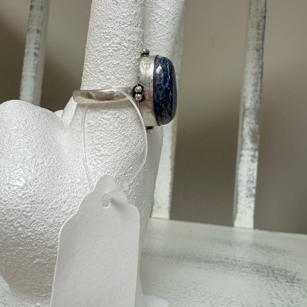 Sterling Silver & Blue Lapis Gemstone Stone Ring - Picture 4 of 6